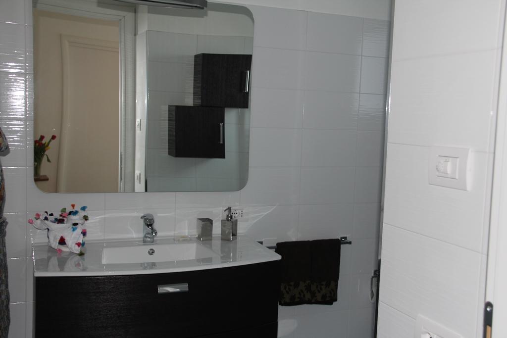 La Ciliegia Bianca Bed & Breakfast Belgirate Room photo
