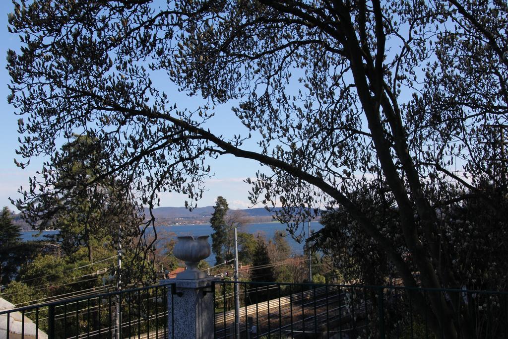 La Ciliegia Bianca Bed & Breakfast Belgirate Exterior photo